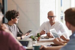 Enhancing Small Business Efficiency with Strategic Time Tracking